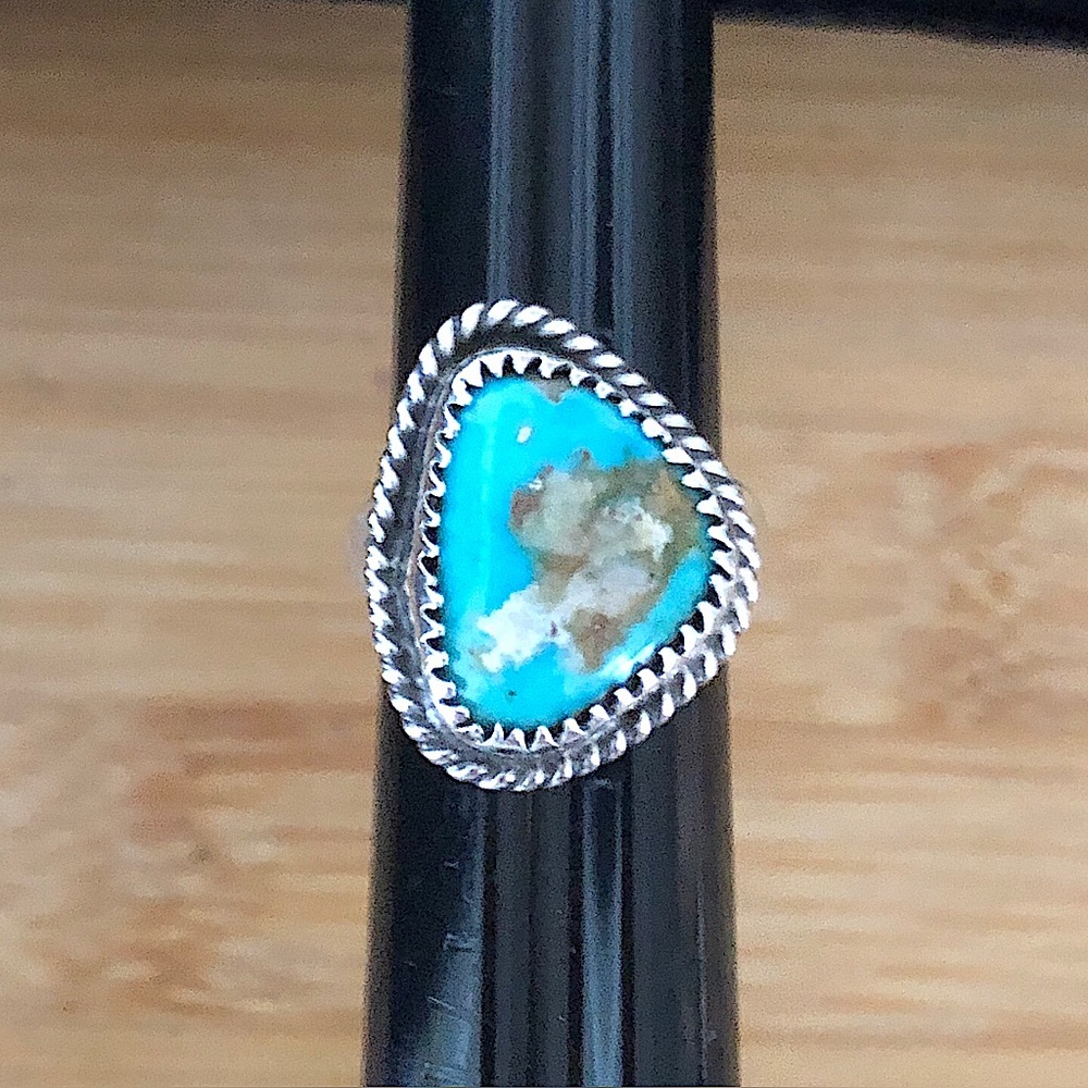 $56  Native American Turquoise Estate Ring   Size 5  Sterling  Unmarked  As Is